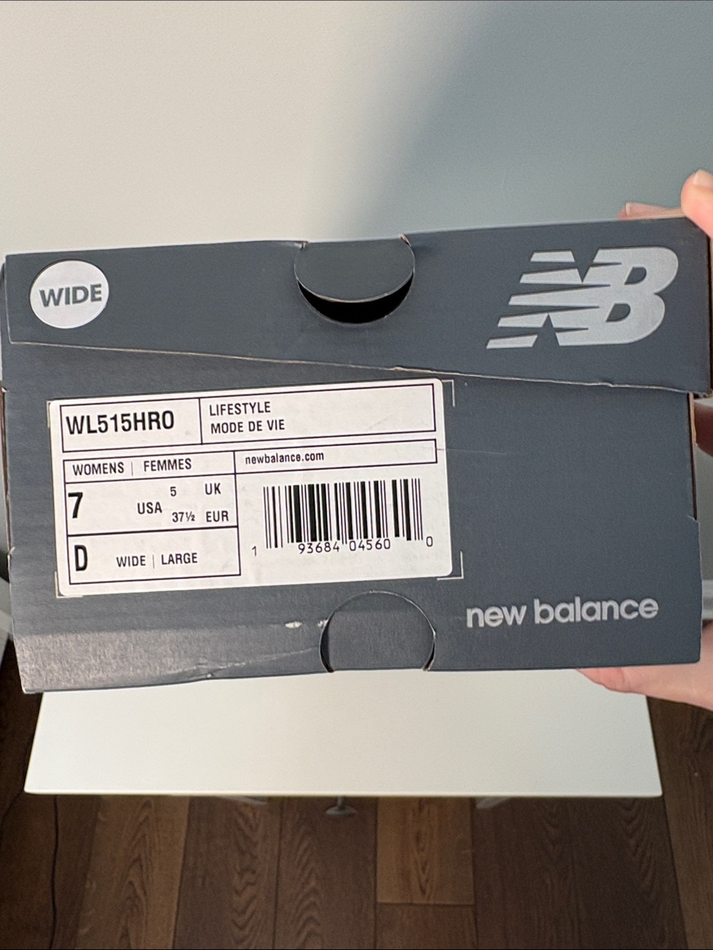 New Balance Beige and Gold Lace-Up Sneakers 7 Wide - Picture 11 of 12